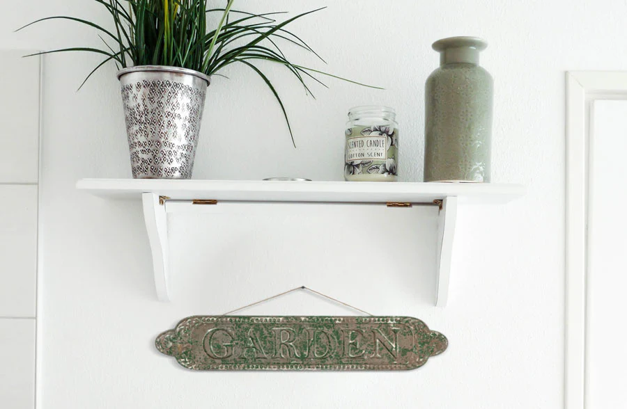 Distressed Green Garden Plaque