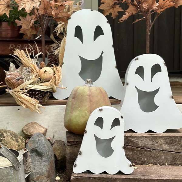 Metal Friendly Ghost Lanterns, Set of 3