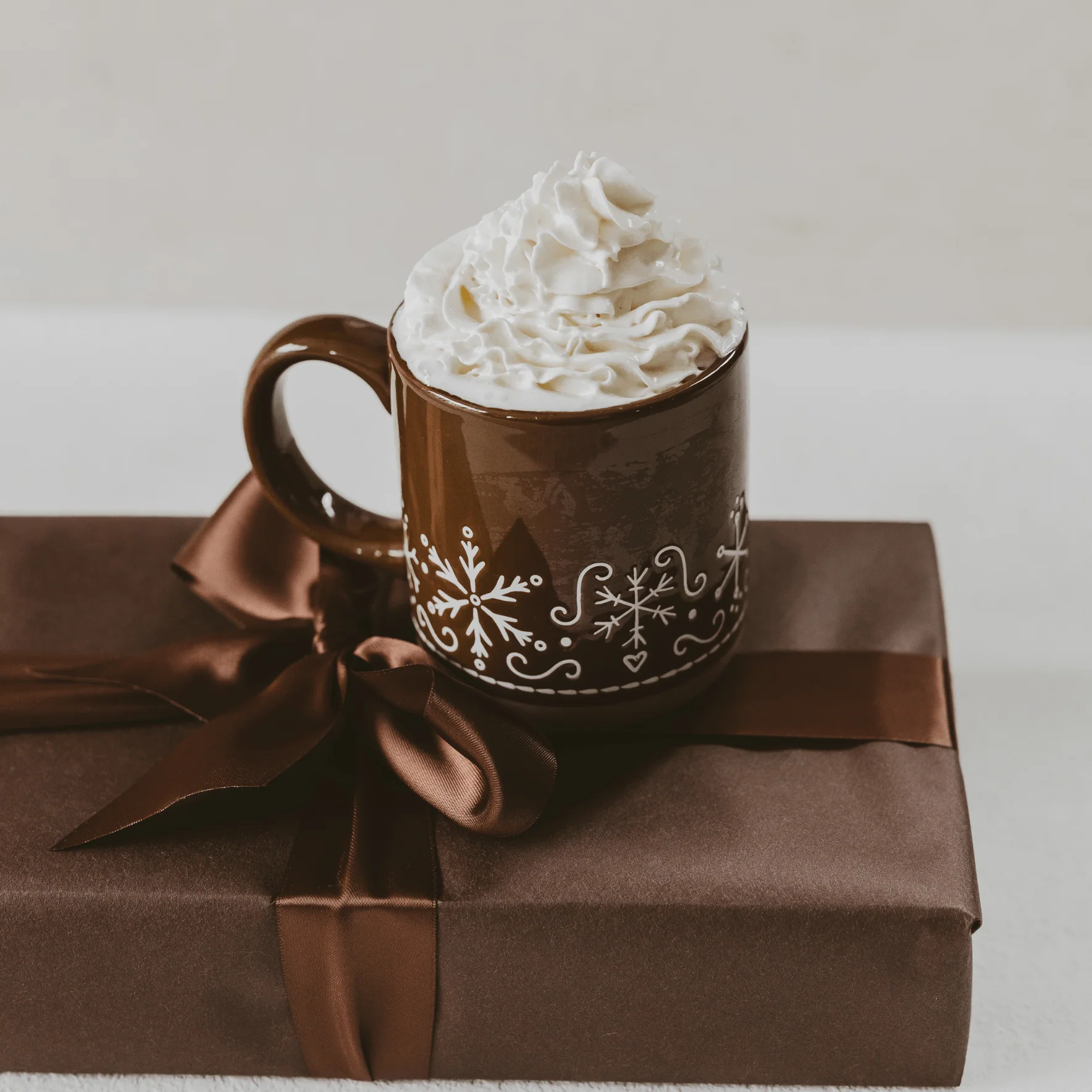 Gingerbread 14oz. Stoneware Coffee Mug